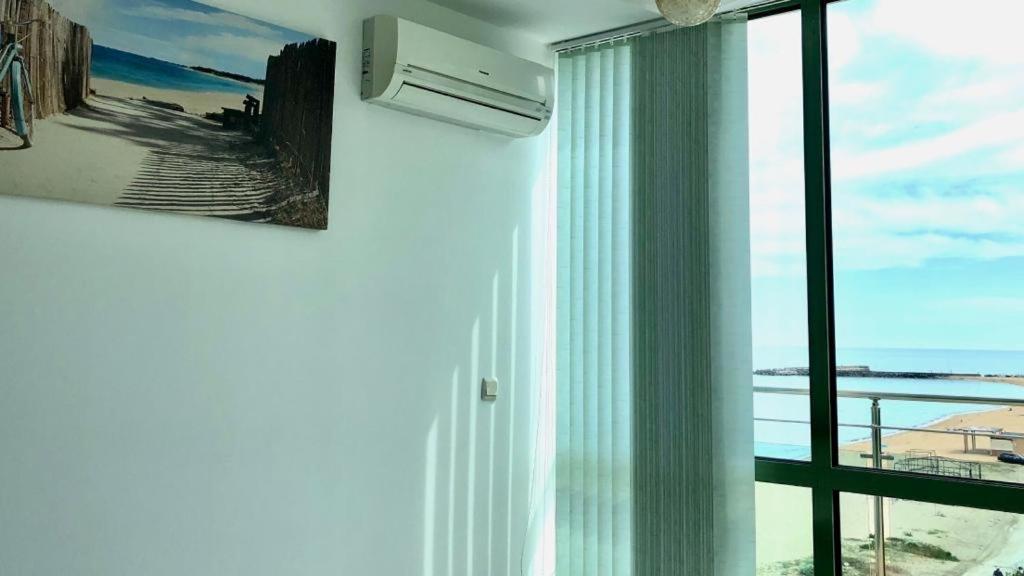 Beach Apartment No 17 Saints Constantine and Helena Exterior photo